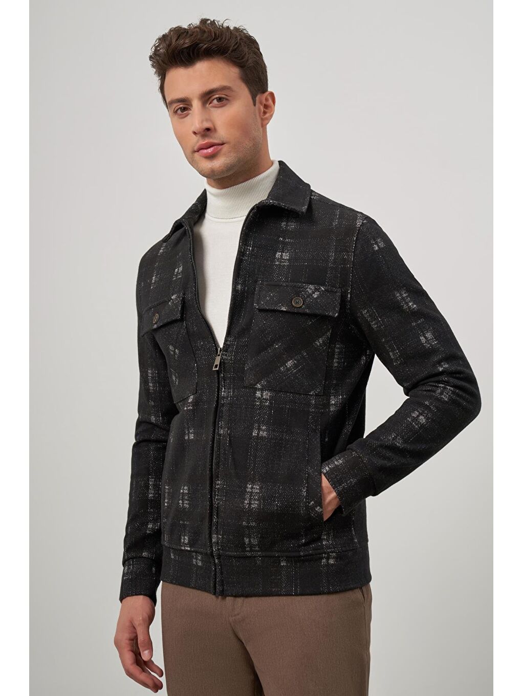 Siyah Örme Bebe Yaka Kendinden Desenli Yırtmaçsız Astarsız Slim Fit Classic Mont 1007245157-4