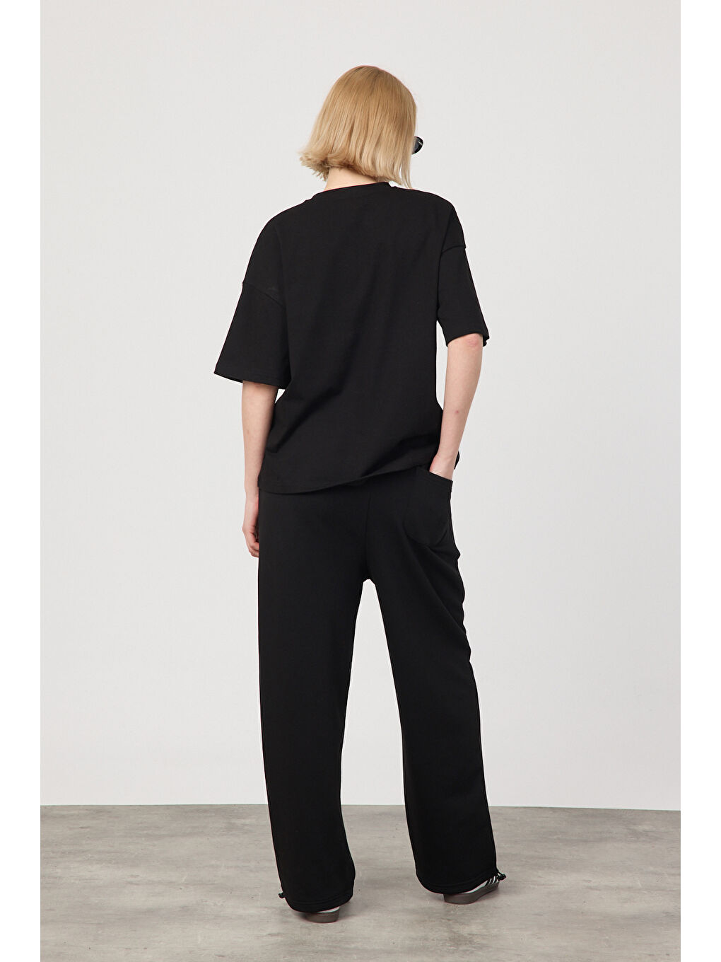 Kadın Chill Oversize Premium Siyah T-Shirt-4