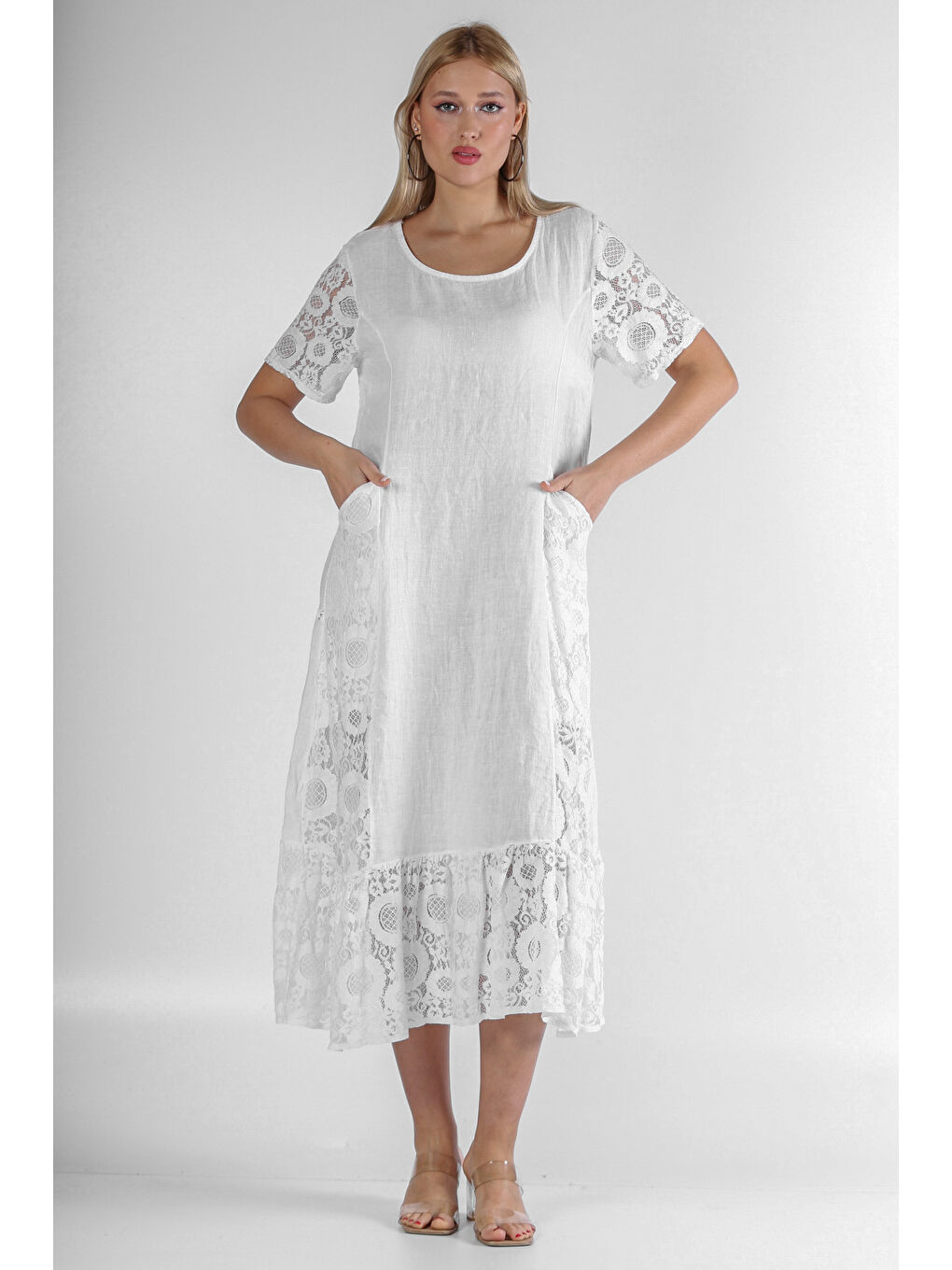 İtalyan Beyaz Yuvarlak Yaka Kısa Kol Cepli Kol Ve Etek Ucu Dantelli Keten. Dokuma Elbise-2