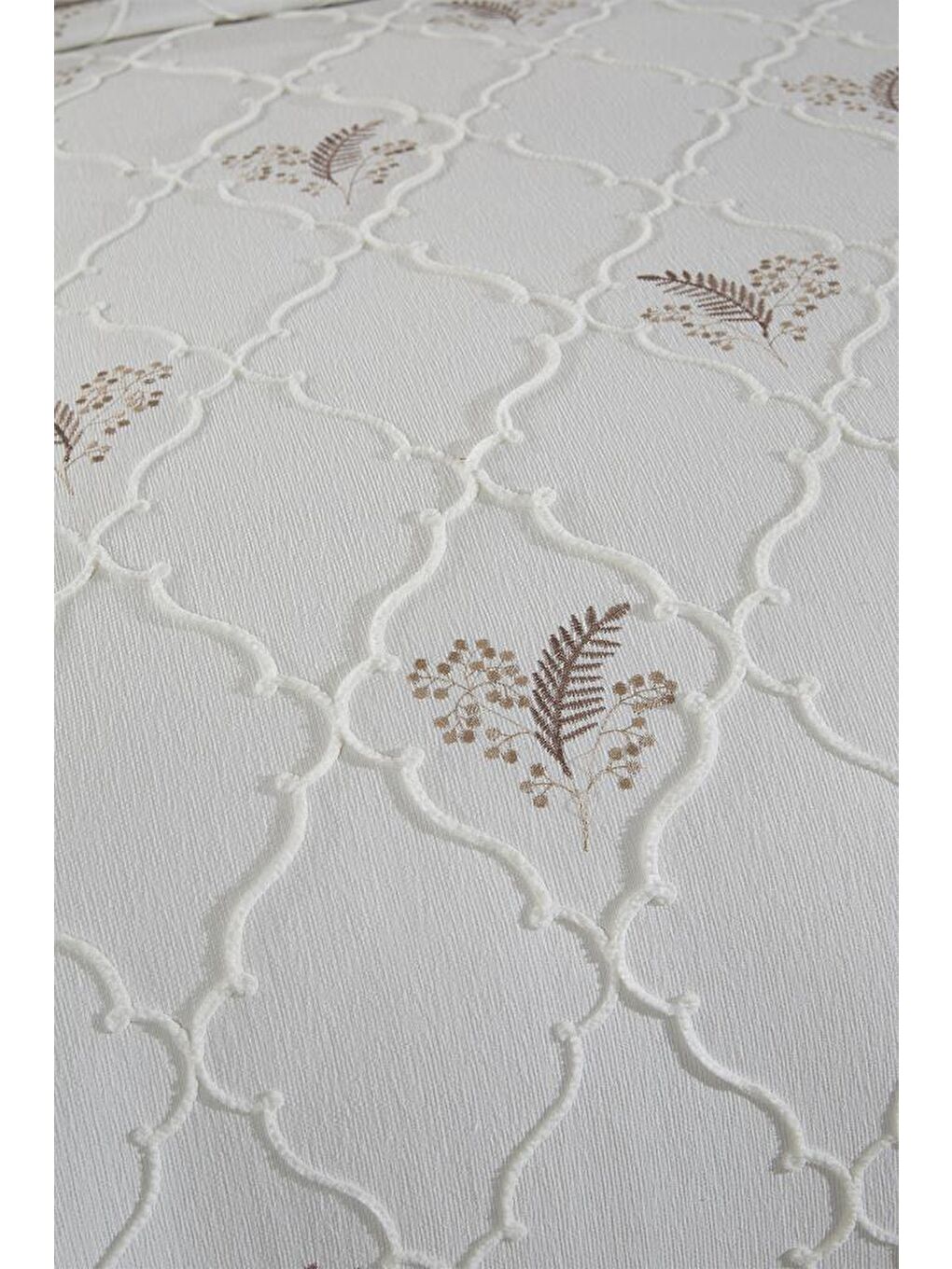 Artemis Nakışlı Şönil 3 Parça Çift Kişilik Yatak Örtüsü Bej-7