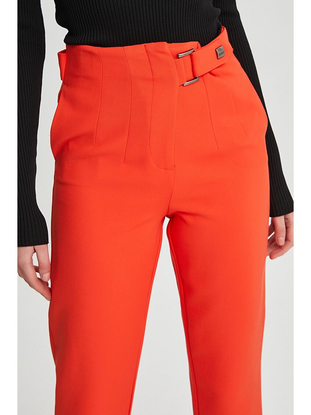 Turuncu Kadın Bel Detaylı Cepli Kumaş Havuç Pantolon-1