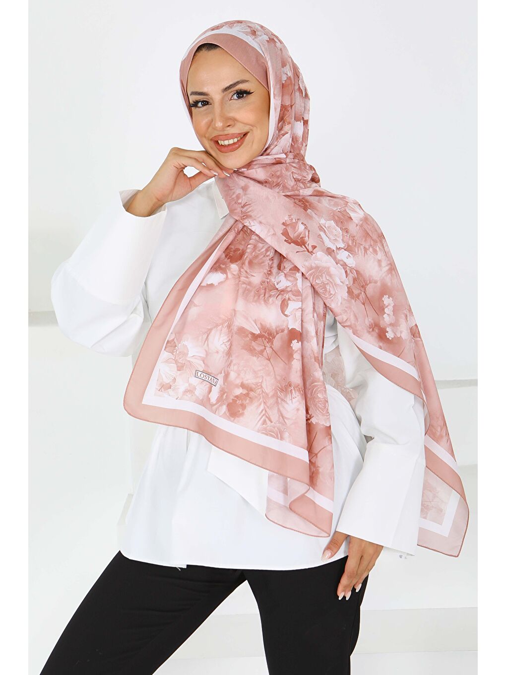 Pembe Flower Serisi Rose Garden Desenli Şal Somon - 27595-1