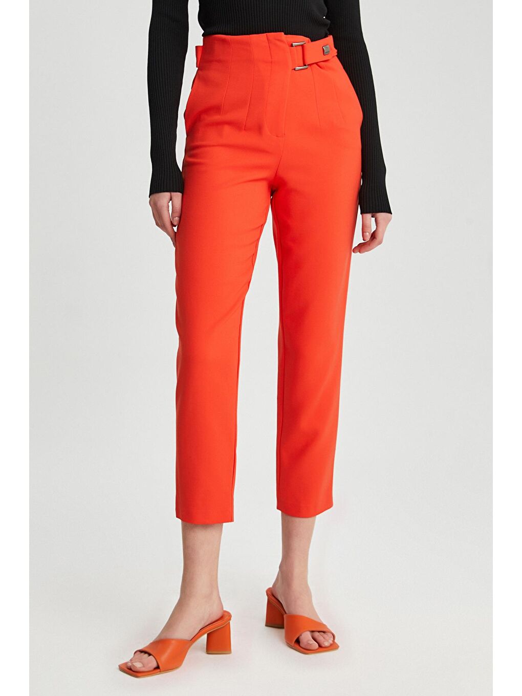 Turuncu Kadın Bel Detaylı Cepli Kumaş Havuç Pantolon-3