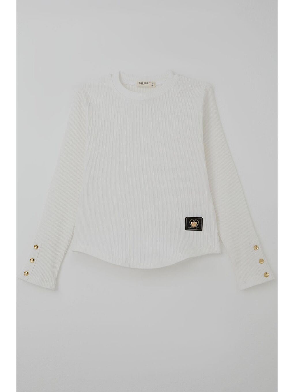 Kız Çocuk Uzun Kollu Tişört Kalp Armalı Kolları Düğme Aksesuar Detaylı Ekru (9-14 Yaş)