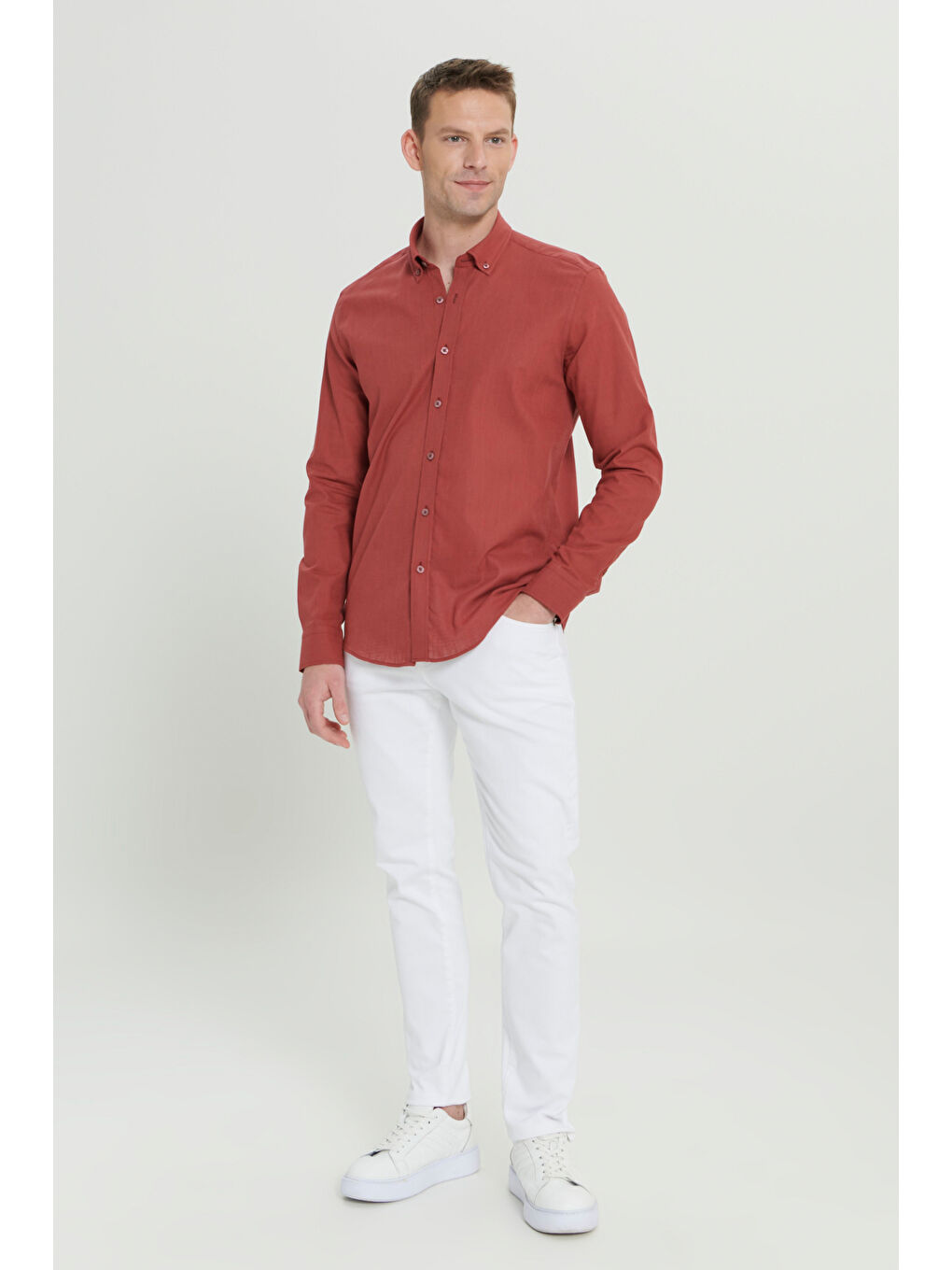 Erkek Bordo %100 Pamuk Oxford Slim Fit Dar Kesim Düğmeli Yaka Flamlı Gömlek-1