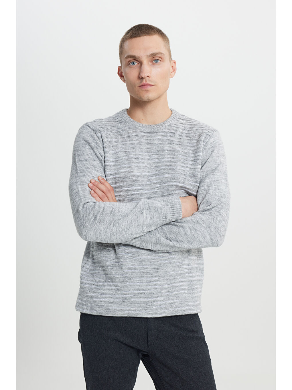 Erkek Kemik-Gri Melanj Standart Fit Normal Kesim Bisiklet Yaka Desenli Triko Kazak-2