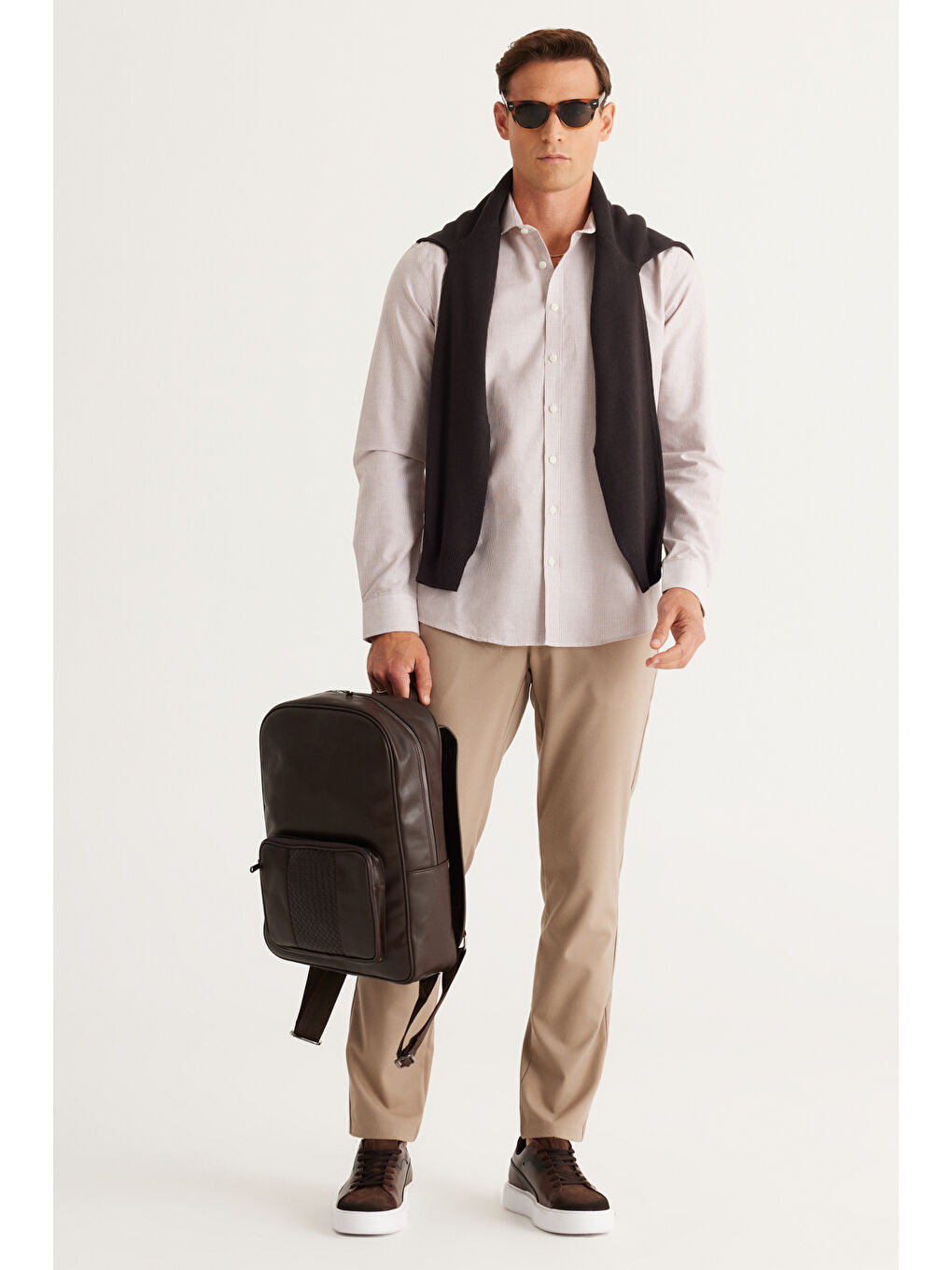 Erkek Beyaz-Kahve Slim Fit Dar Kesim Küçük İtalyan Yaka %100 Pamuk Armürlü Gömlek-4