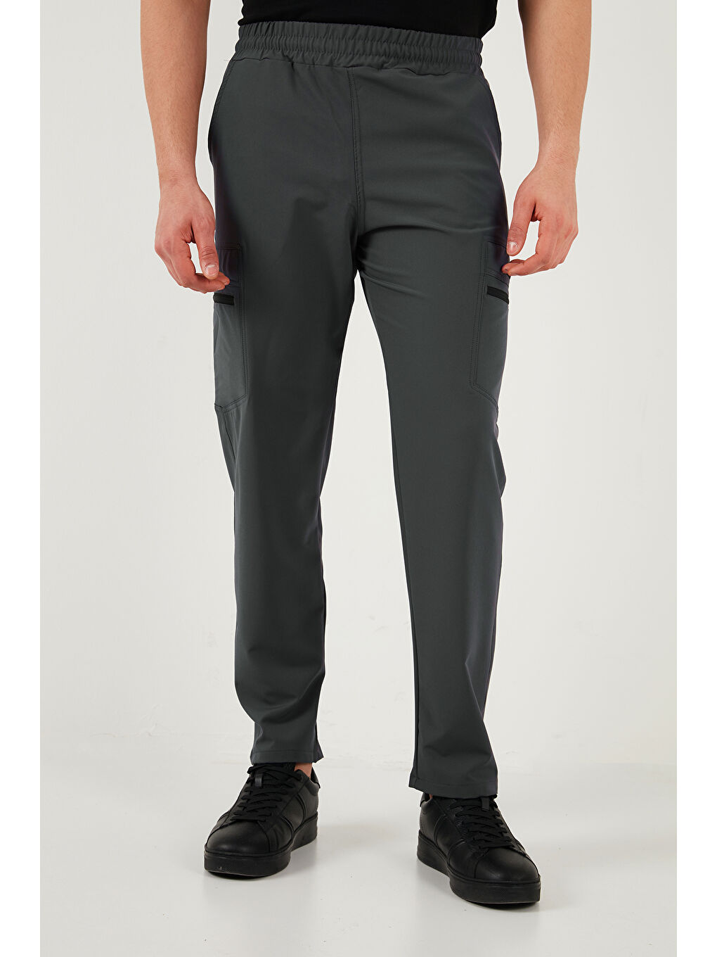 Gri Normal Kalıp Lastikli Bel Su İtici Düz Paça Trekking ve Kurye Pantolon 693288-3