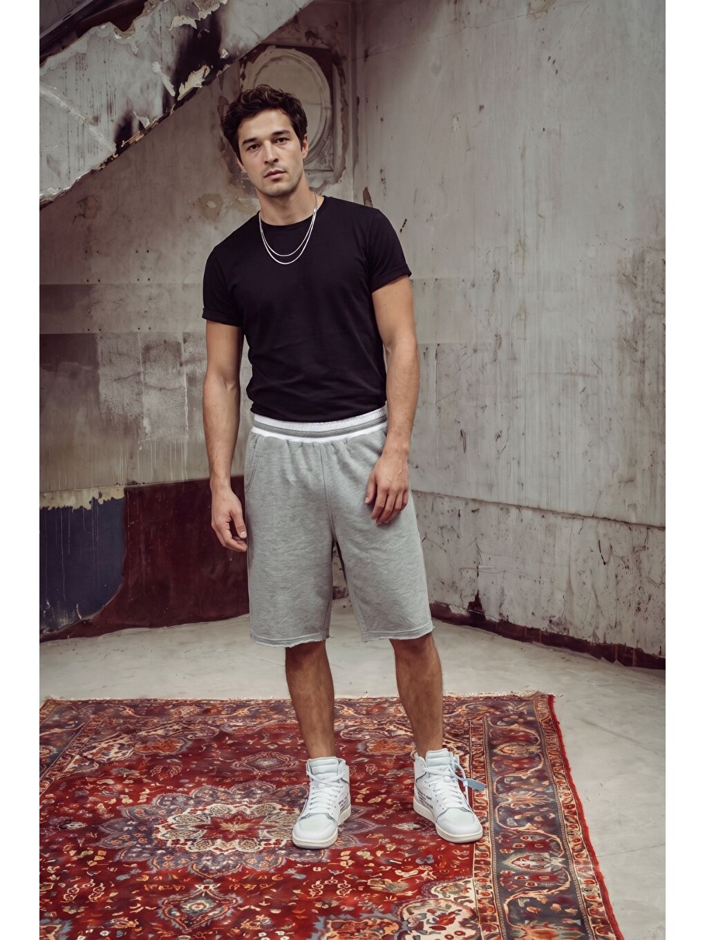 Beyaz Erkek Muscle Fit Siyah T-shirt-4