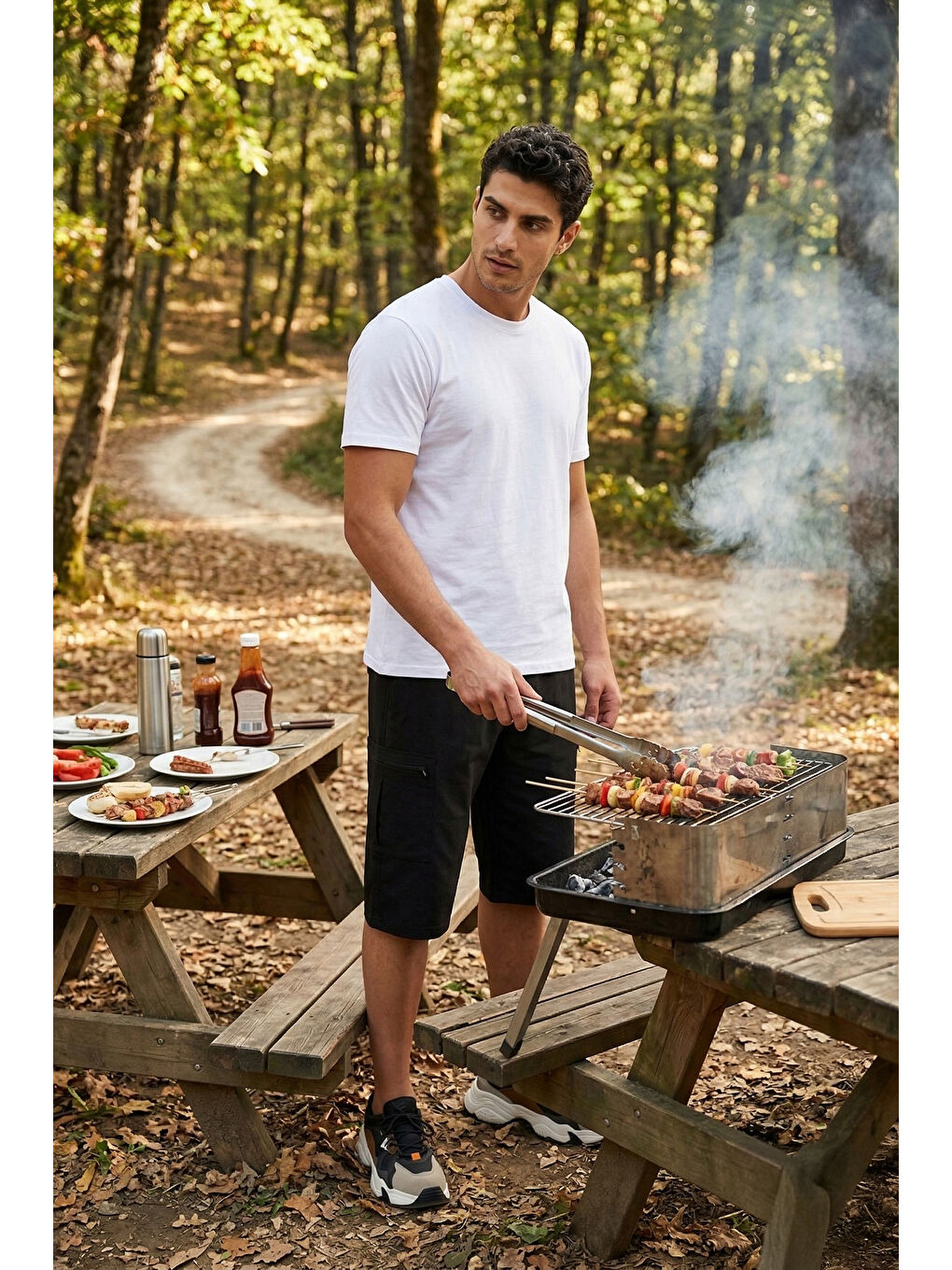 Siyah Lastikli Bel Cepli Kargo Şort 693763