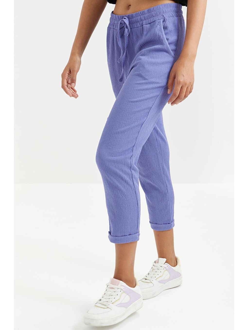 Mor Eflatun Bel Büzgülü Bağcıklı Bürümcük Kumaş Kadın Eşofman Alt - 94621-1