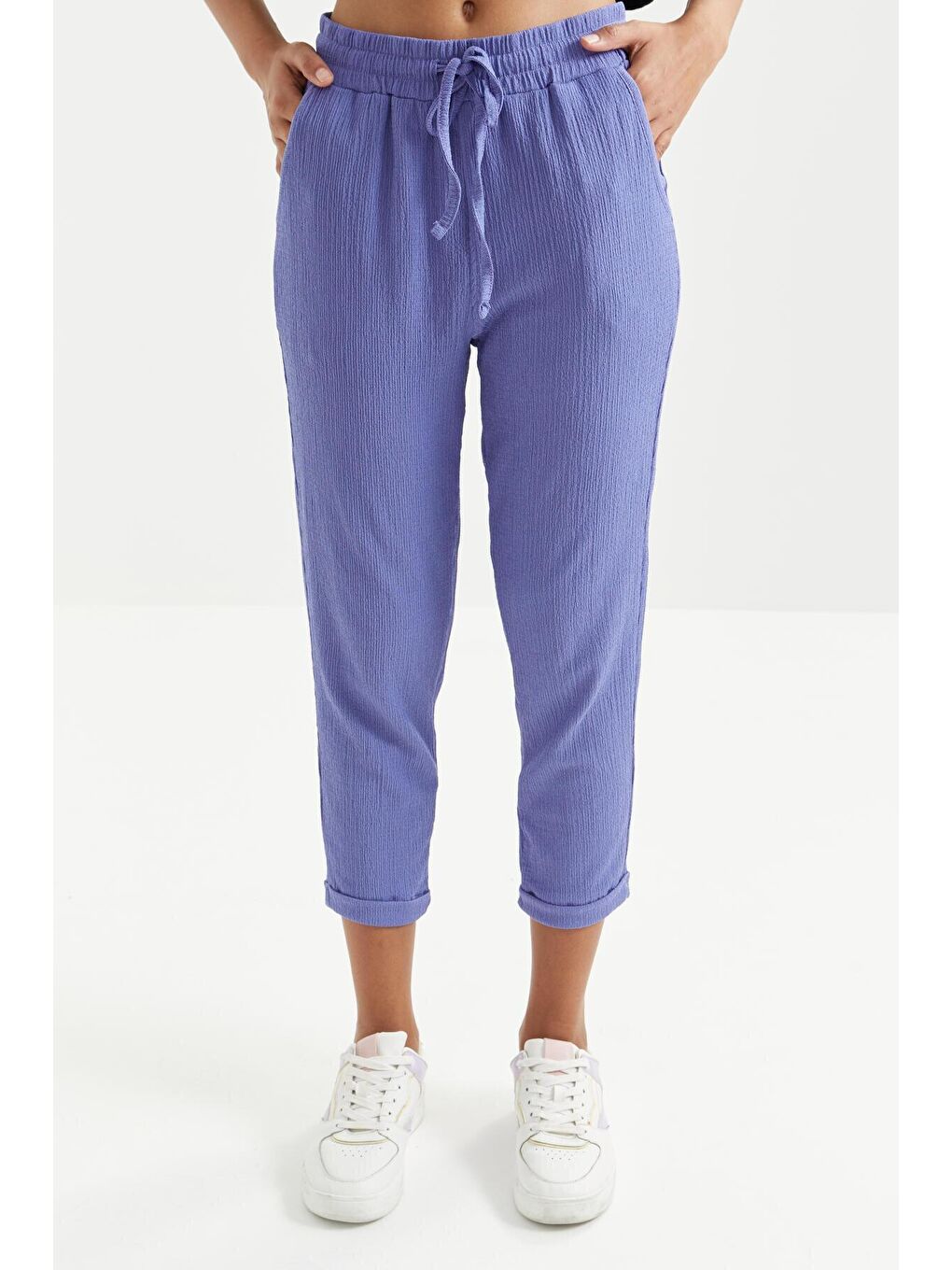 Mor Eflatun Bel Büzgülü Bağcıklı Bürümcük Kumaş Kadın Eşofman Alt - 94621-3