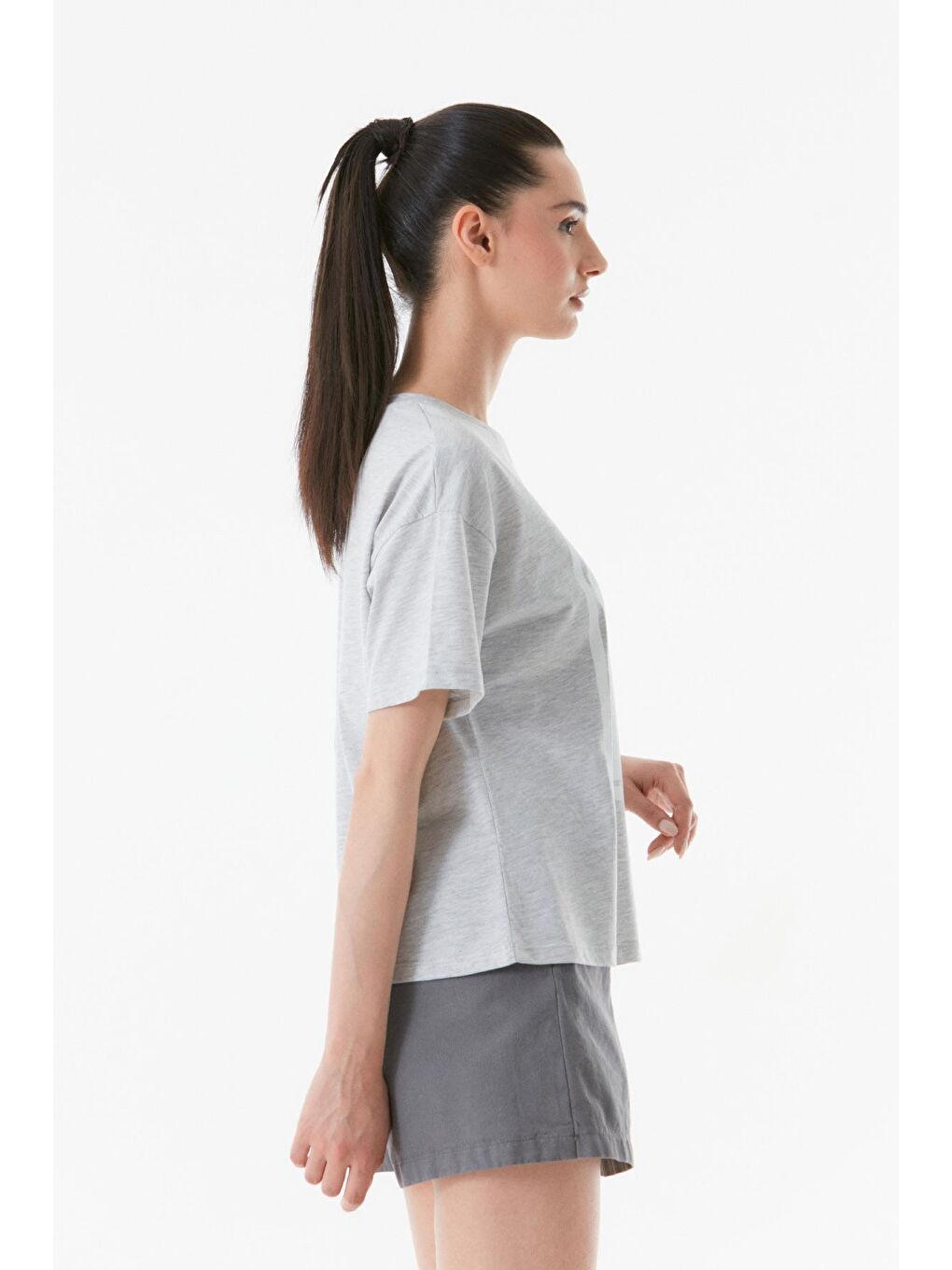 Gri Baskılı Bisiklet Yaka Tişört-3