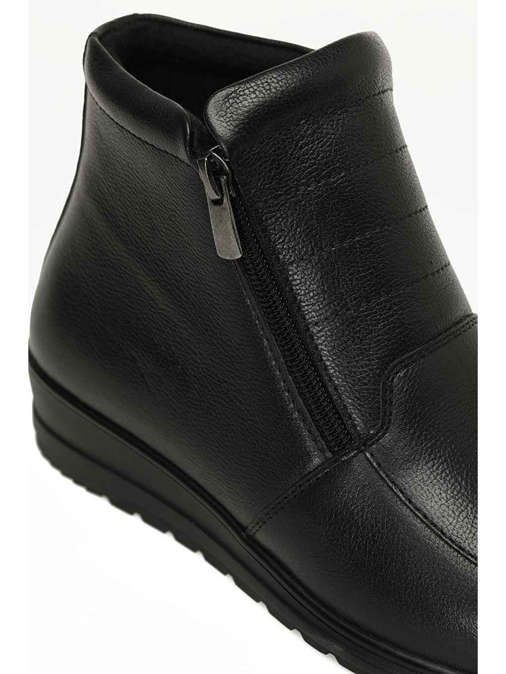 103510.Z5PR Siyah Kadın Dolgu Topuk Bot-6