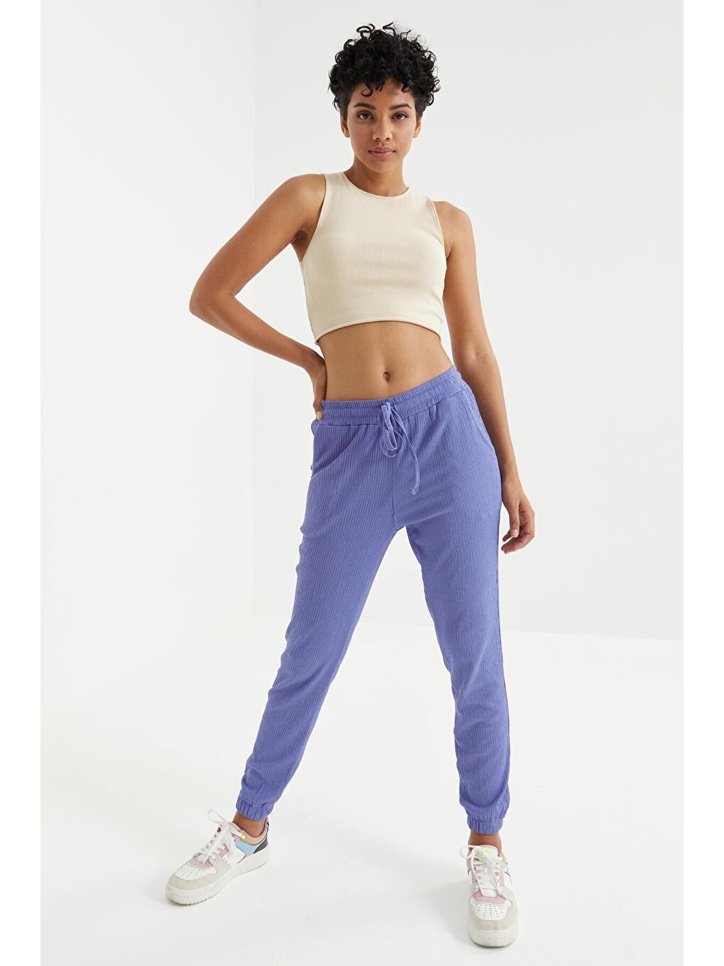 Mor Eflatun Bel Büzgülü Bağcıklı Jogger Bürümcük Kumaş Kadın Eşofman Alt - 94620