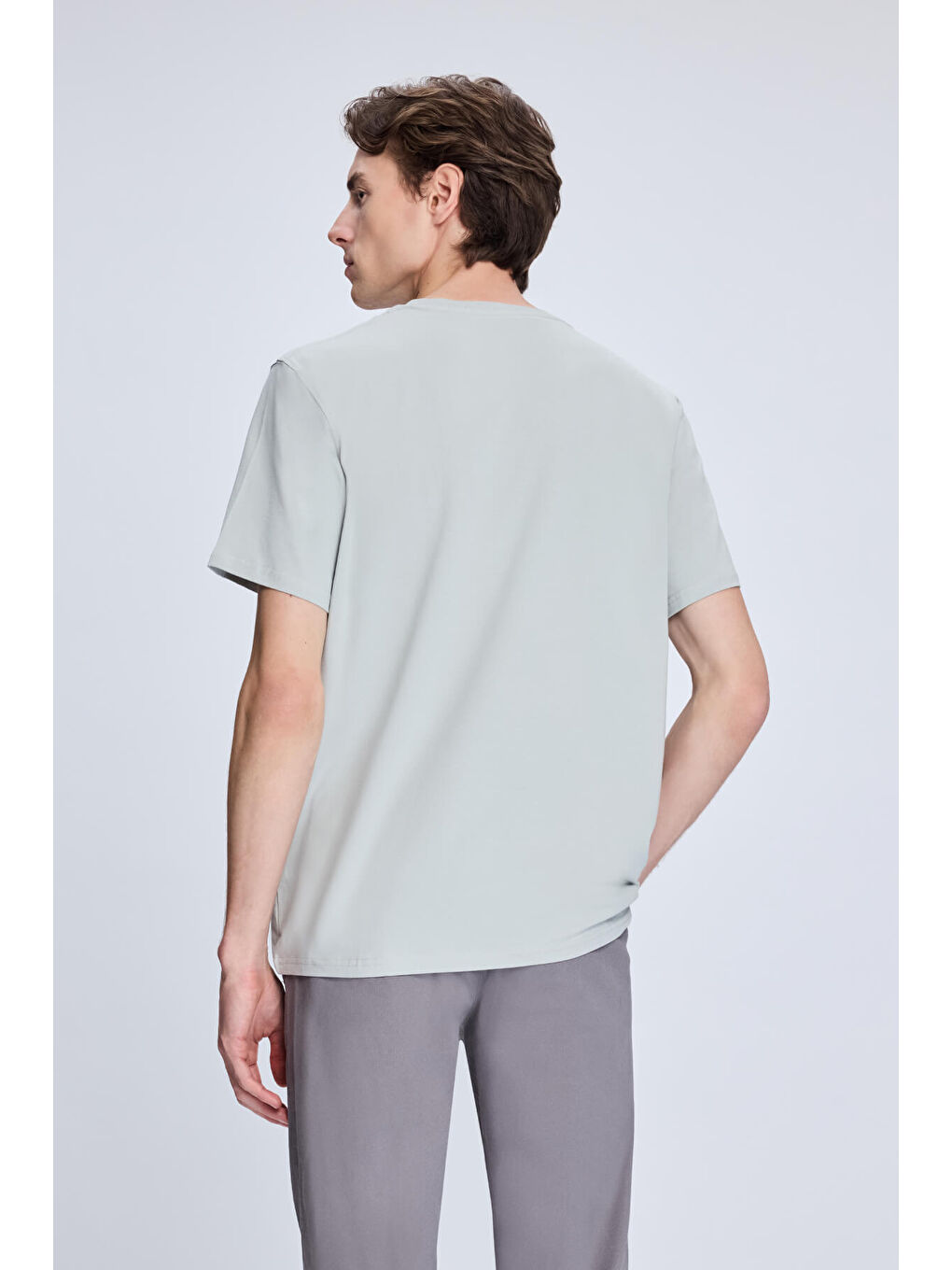 Gri Regular Fit Bisiklet Yaka Pamuklu Triko Tişört-4