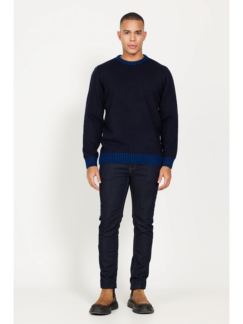 Erkek Lacivert-Saks Standart Fit Normal Kesim Bisiklet Yaka Triko Kazak-1