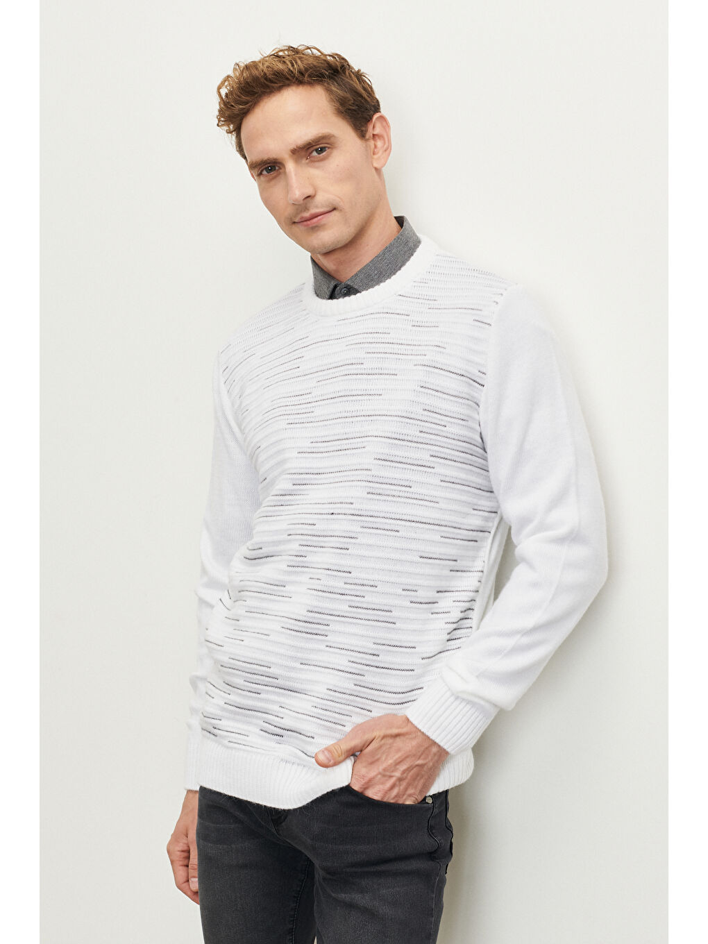 Erkek Kemik-Gri Melanj Standart Fit Normal Kesim Bisiklet Yaka Dokulu Desenli Triko Kazak