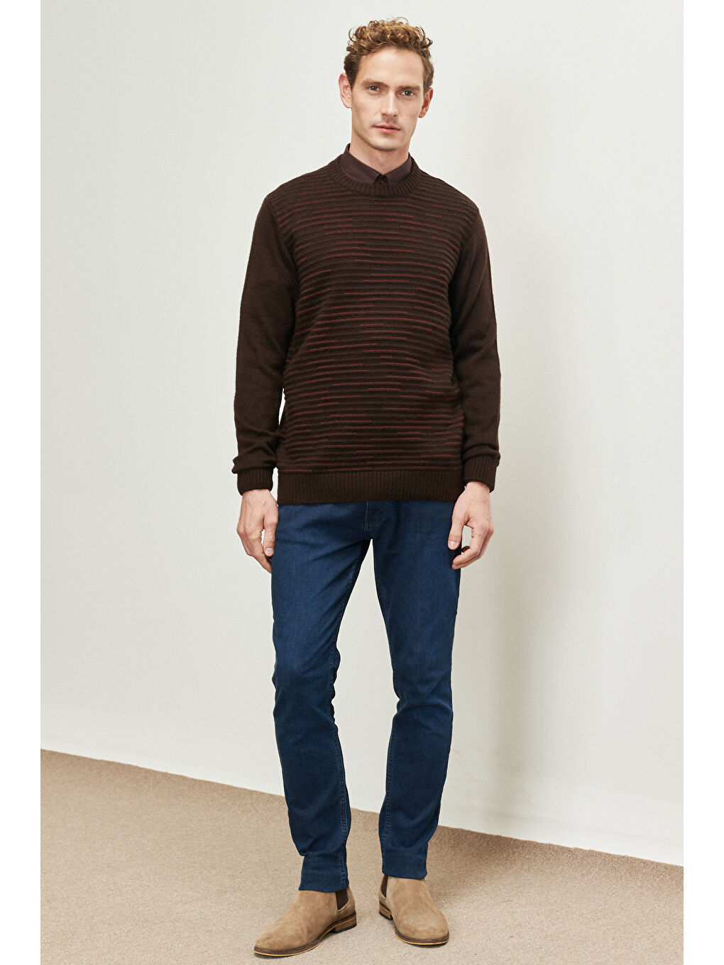 Kahverengi Erkek Kahve-Bordo Standart Fit Normal Kesim Bisiklet Yaka Dokulu Desenli Triko Kazak-1