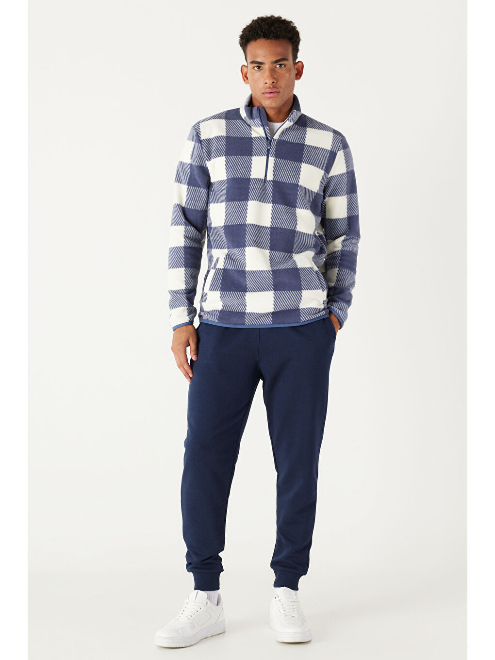 Lila Erkek EKRU INDIGO Standart Fit Normal Kesim Bato Yaka Polar-1