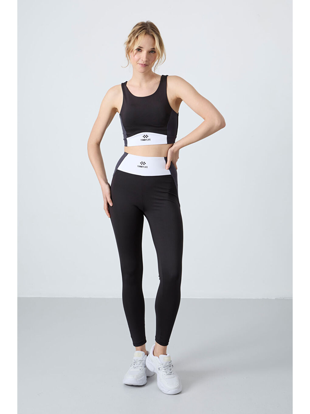 Siyah Polyester Esnek Standart Fit Performans Kadın Tayt Takım - 95334-9