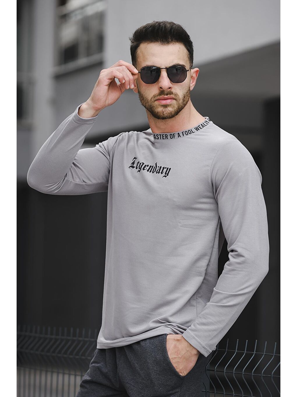 Gri Yakası Baskılı Slim Fit Likralı Sıfır Yaka Erkek Sweatshirt-1