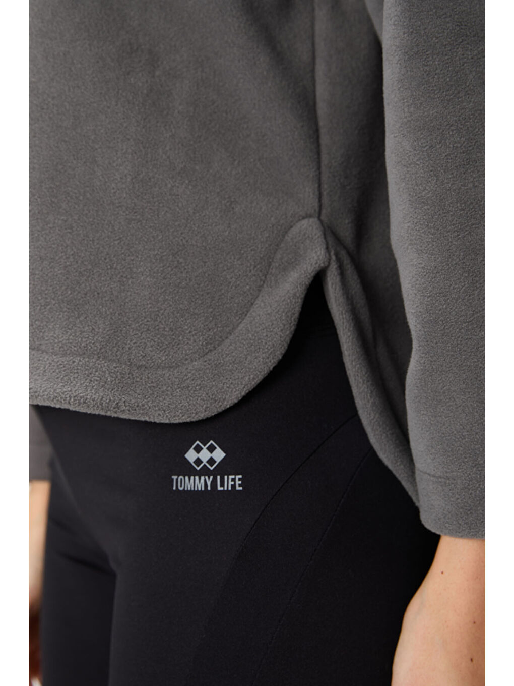 Koyu Gri Kalın Yumuşak Dokulu Kapüşonlu Oversize Nakışlı Polar Kadın Sweatshirt  97286-5