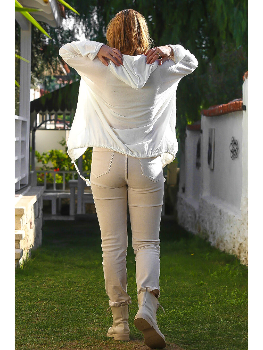 İtalyan Ekru Kapüşonlu Uzun Kol Kapamasız Etek Ucu Bağlamalı Casual Triko Hırka 67 72-7