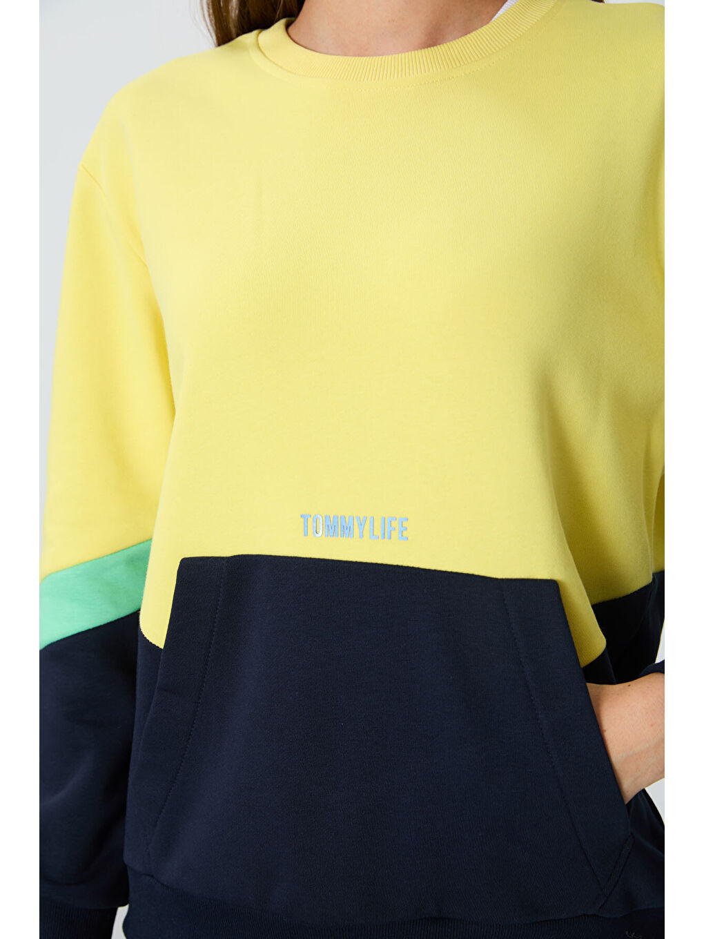 Sarı Kompakt Pamuklu Kalın Pürüzsüz Dokulu O Yaka Oversize Fit Kadın Sweatshirt - 97289-3