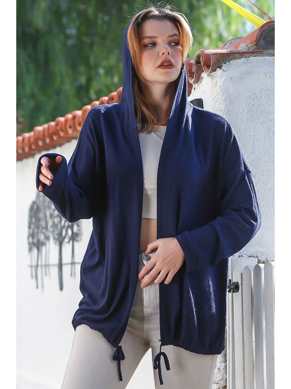 İtalyan Lacivert Kapüşonlu Uzun Kol Kapamasız Etek Ucu Bağlamalı Casual Triko Hırka 67 72-1