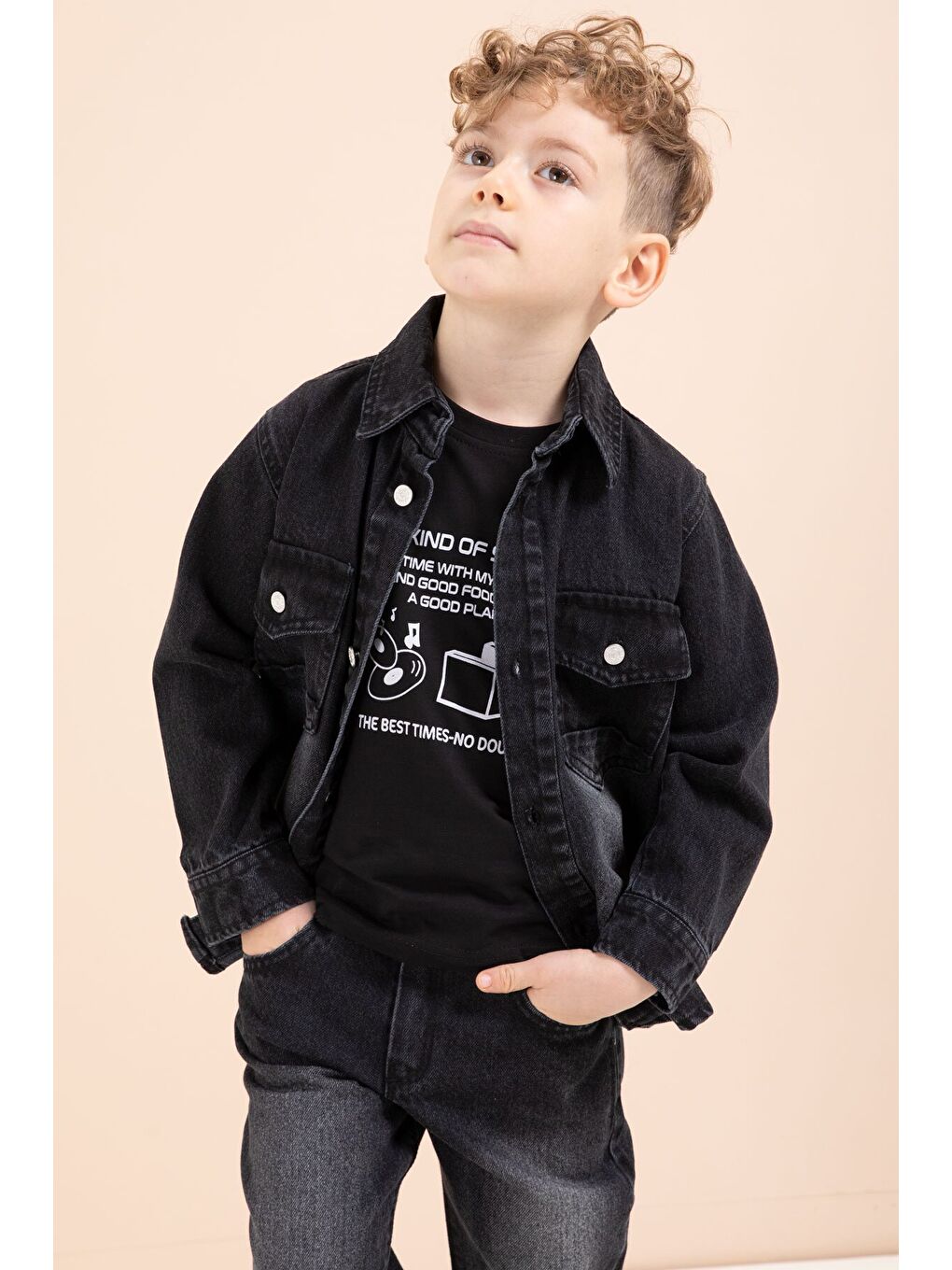 Siyah Düğmeli Jean Ceketli Pantolonlu Erkek Çocuk 3lü Takım 23627-2