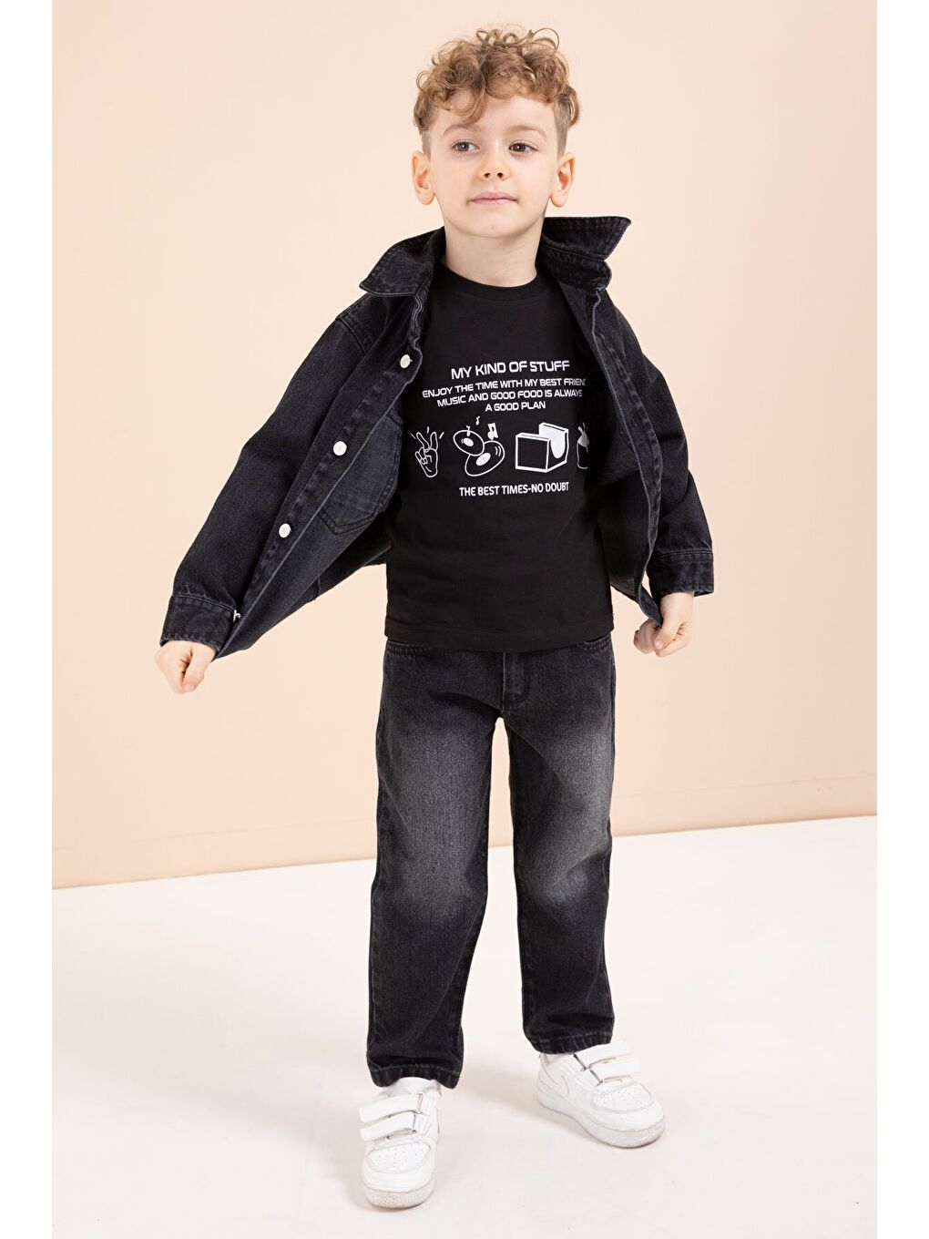 Siyah Düğmeli Jean Ceketli Pantolonlu Erkek Çocuk 3lü Takım 23627-4