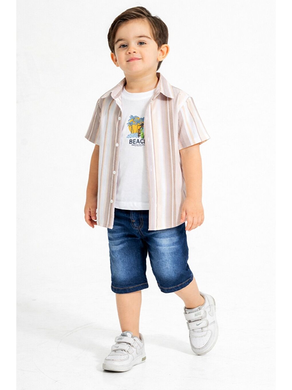 Kahverengi Tarz Gömlekli Çizgili Belden Ayarlanabilir Kısa Kollu Şortlu 3'lü Takım Çocuk ve Bebek Giyim Öz-1