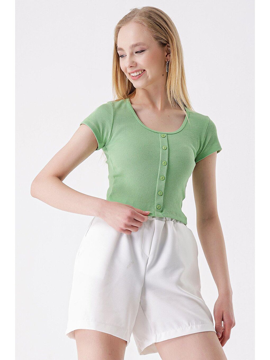 Yeşil U Yaka Önü Düğmeli BLUZ-1