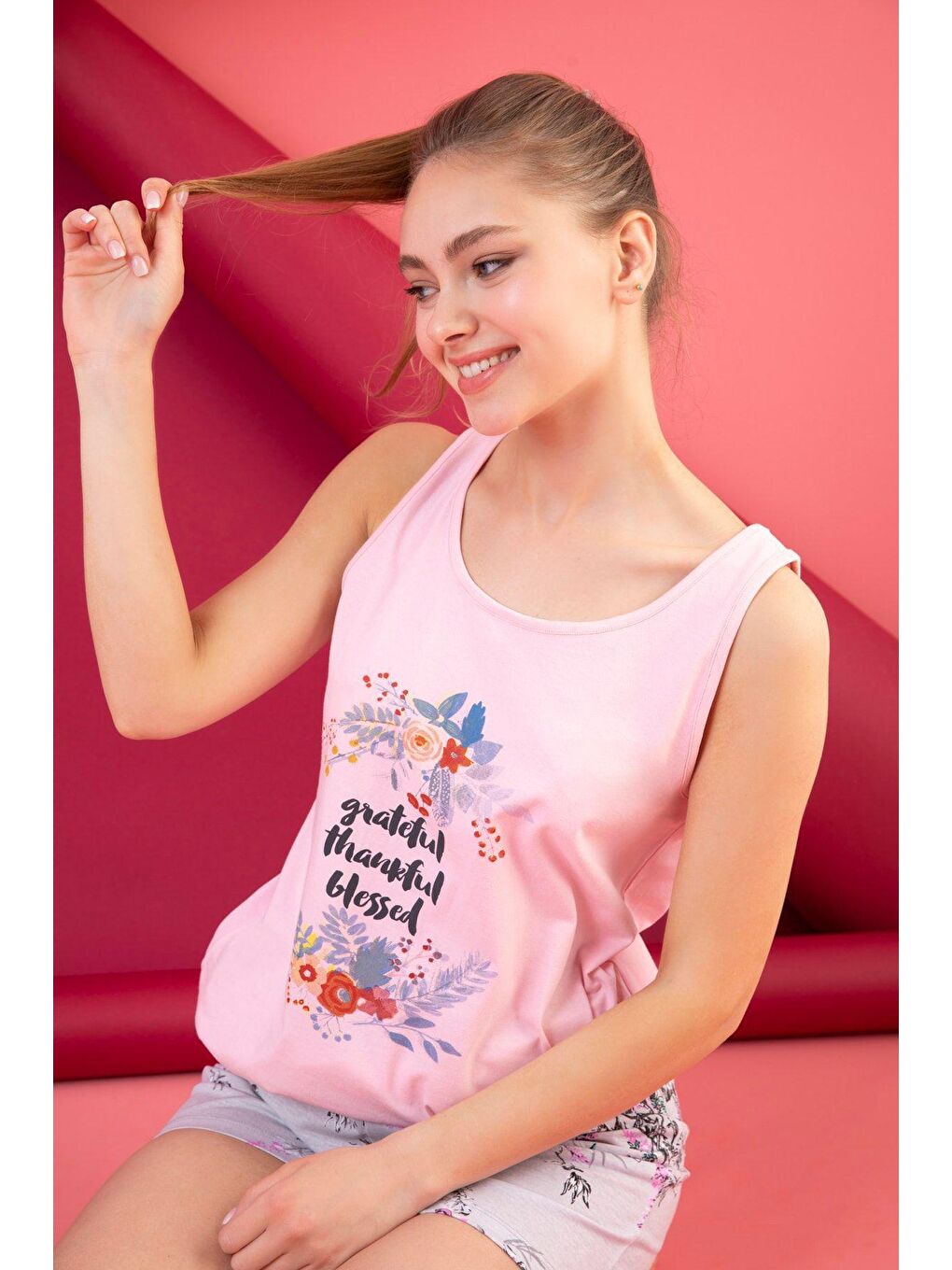 Pembe Pamuklu Baskılı Şort Takım