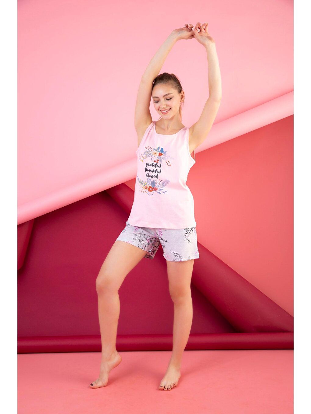 Pembe Pamuklu Baskılı Şort Takım-1