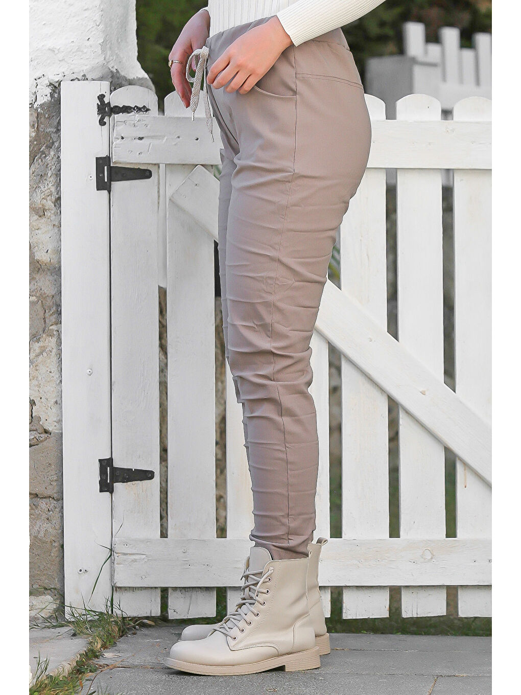 Bej Vizon Cepli Yıkamalı Lastikli Ve Bağlamalı Bel Dar Paça Casual Dokuma Pantolon 99 60-3