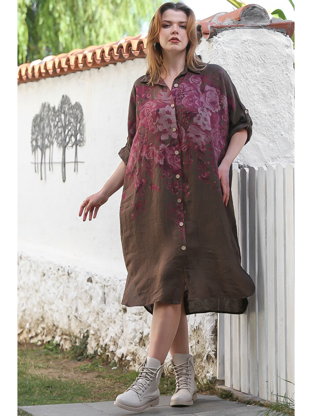 İtalyan Kahverengi Gömlek Yaka Düğmeli Uzun Kollu Çiçekli Dijital Baskılı Keten Dokuma Elbise 108 74