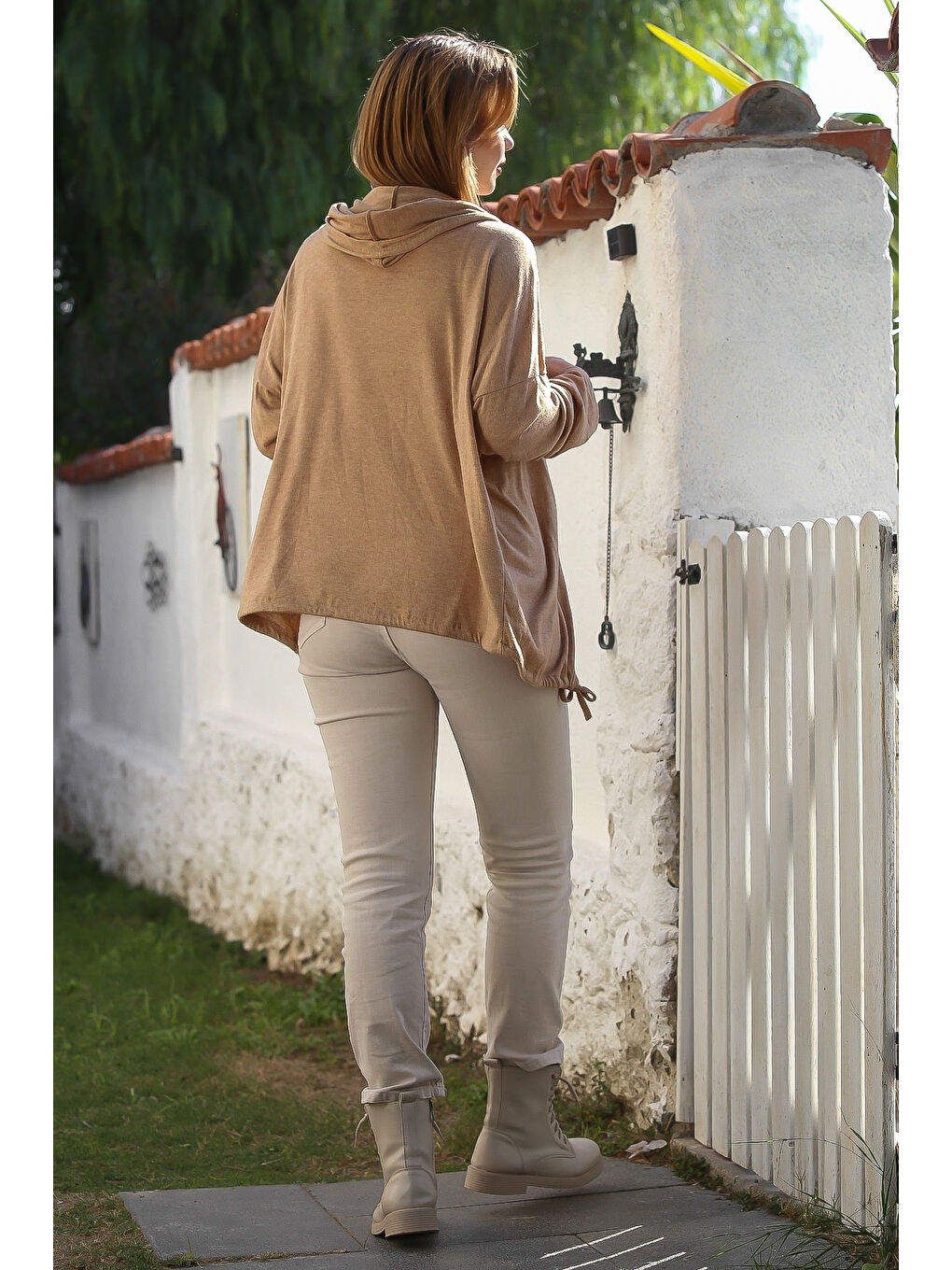 İtalyan Sütlü Kahverengi Kapüşonlu Uzun Kol Kapamasız Etek Ucu Bağlamalı Casual Triko Hırka 67 72-5