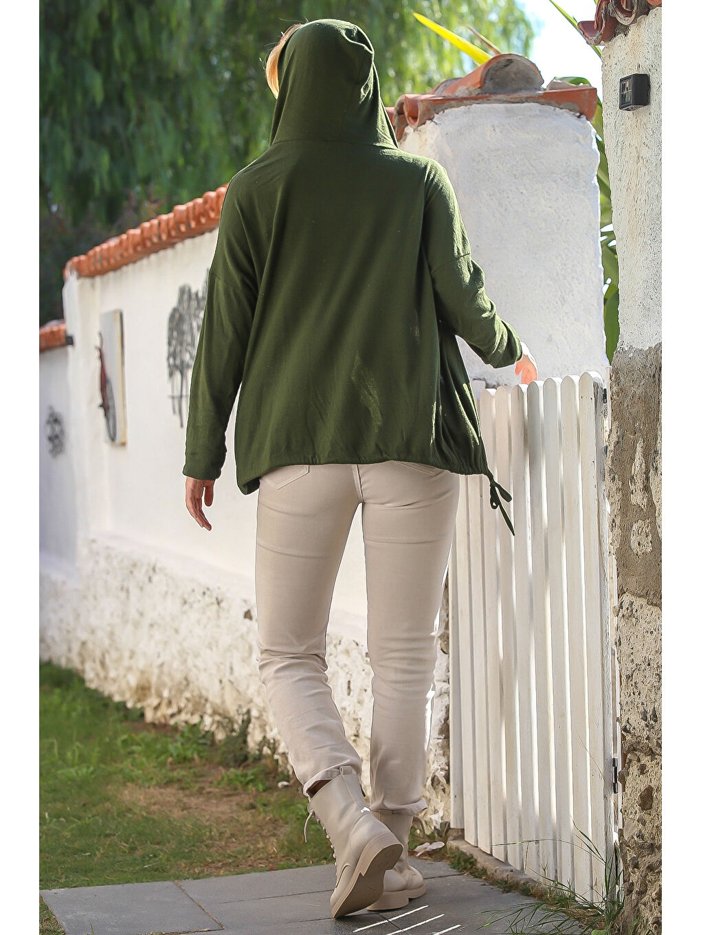 İtalyan Koyu Yeşil Kapüşonlu Uzun Kol Kapamasız Etek Ucu Bağlamalı Casual Triko Hırka 67 72-6