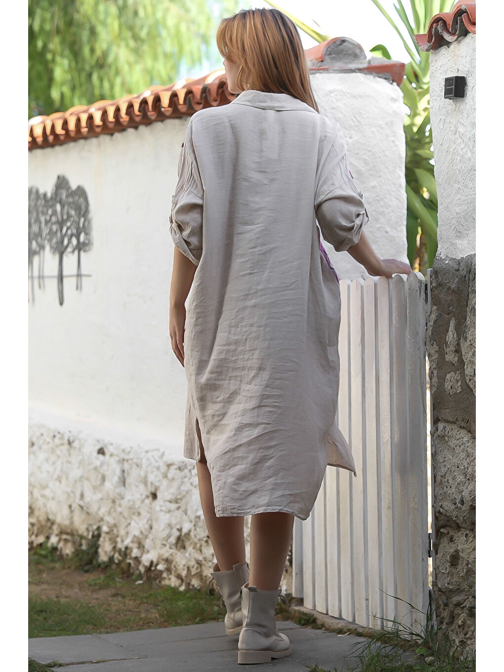 İtalyan Bej Gömlek Yaka Düğmeli Uzun Kollu Çiçekli Dijital Baskılı Casual Keten Dokuma Elbise 108 74-7