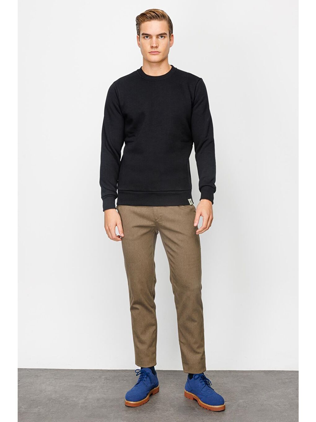 Erkek Siyah Bisiklet Yaka Sweatshirt-3