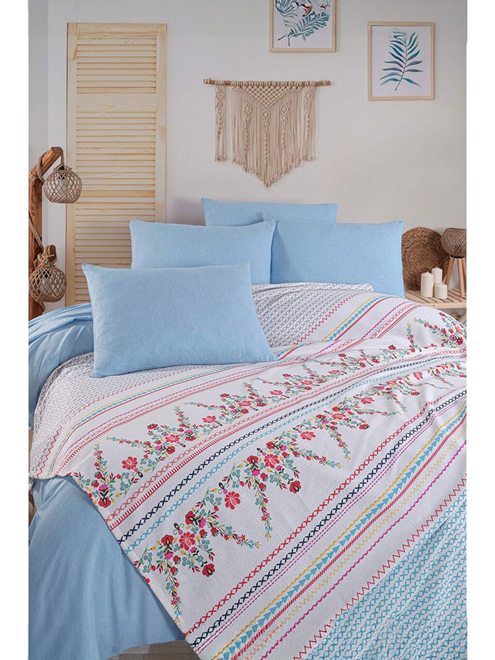 Mavi Yaprak Desenli Çift Kişilik Pike Takımı-1