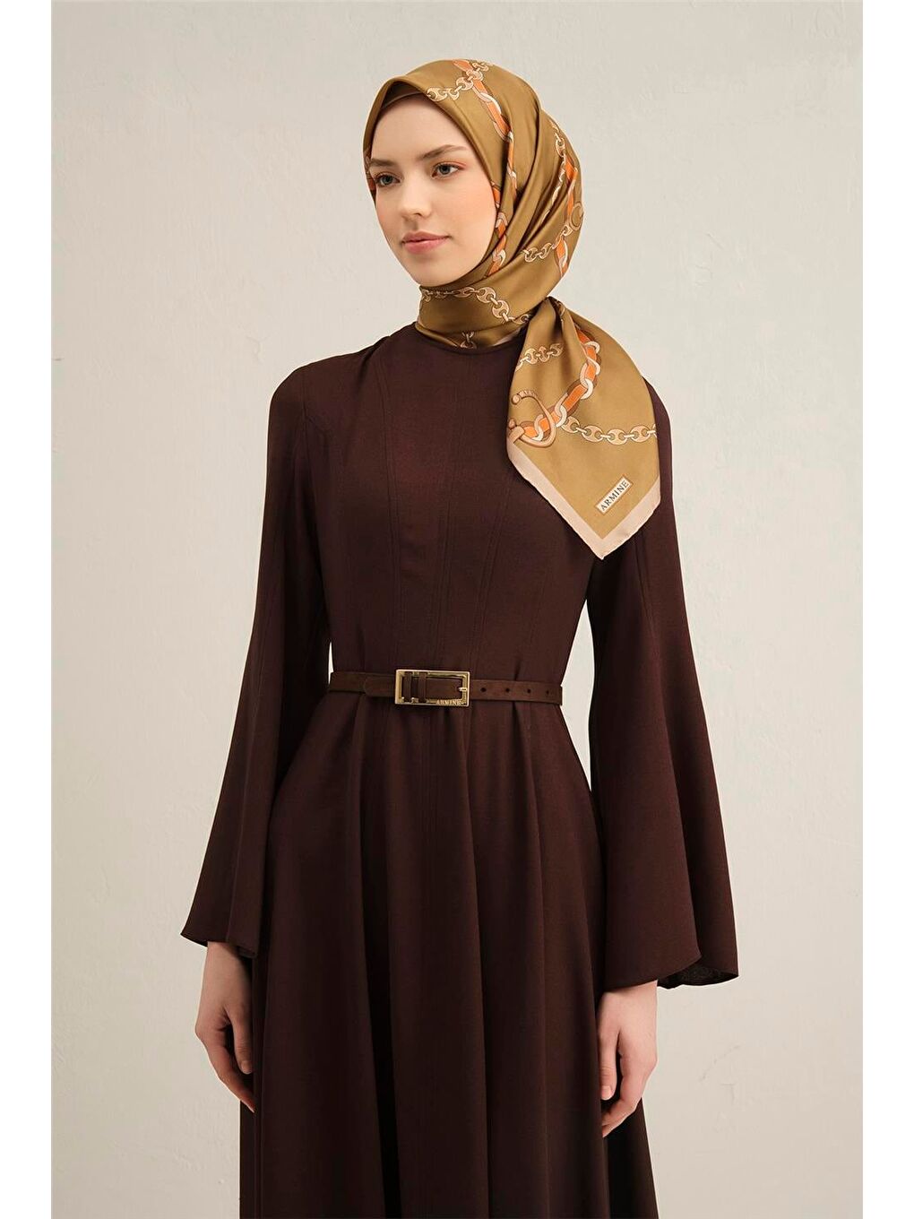 Kahverengi Klasik Desenli Saf İpek Twill Eşarp 9346 39-1