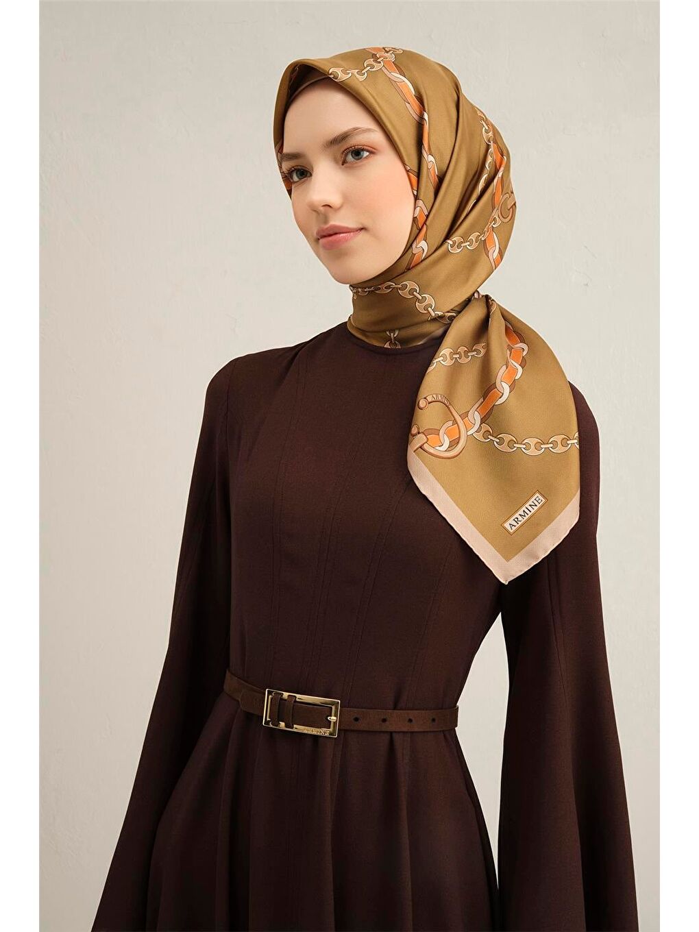Kahverengi Klasik Desenli Saf İpek Twill Eşarp 9346 39-2