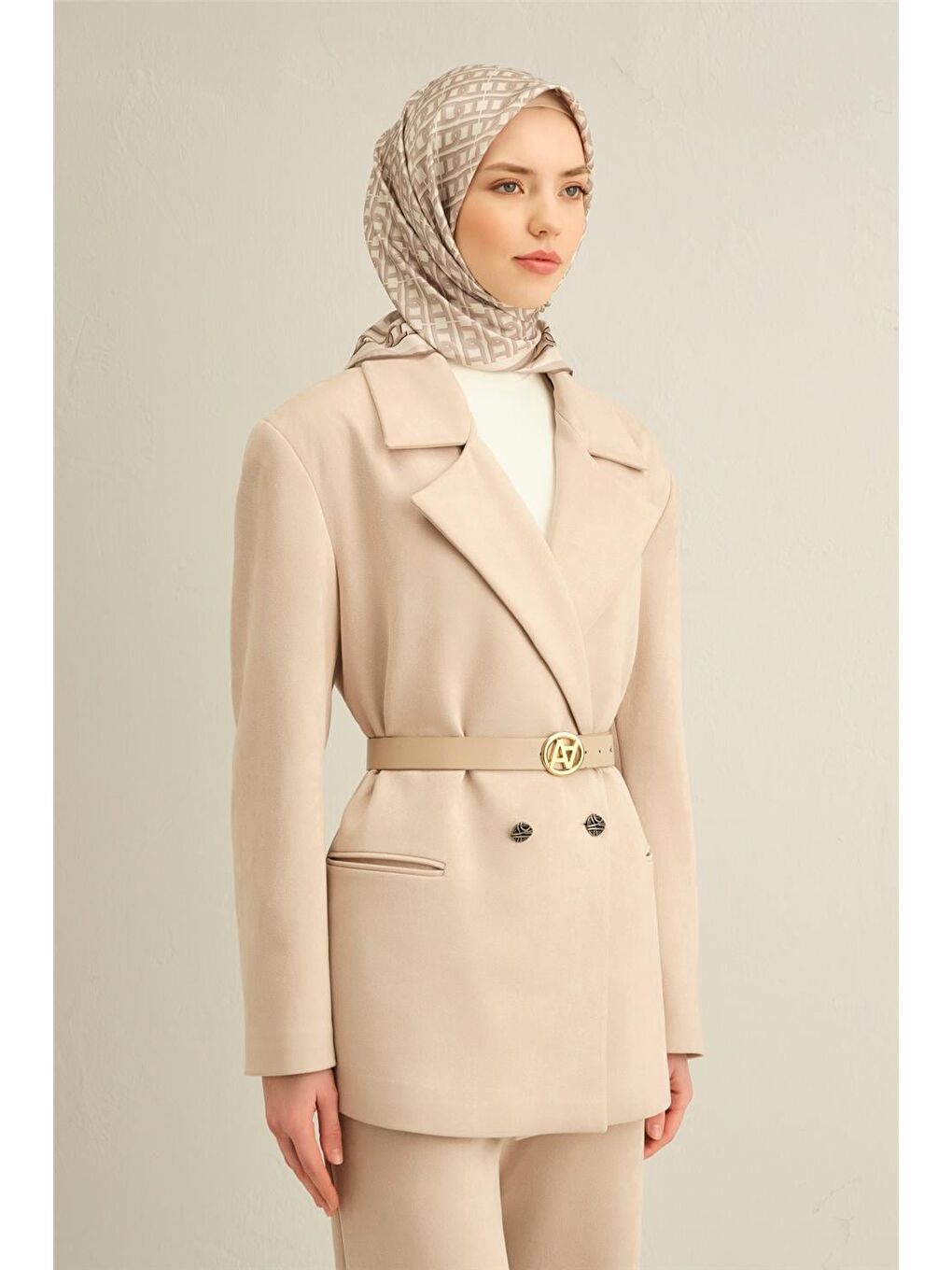 Kahverengi Çiçek Desenli Saf İpek Sura Eşarp 9301 05