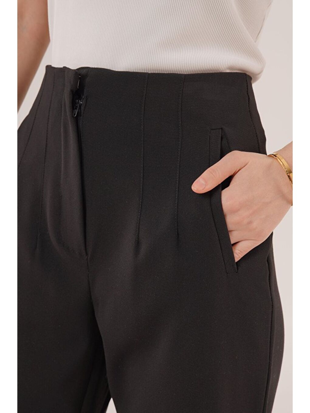 Çift Pens Detaylı Siyah Pantolon-3