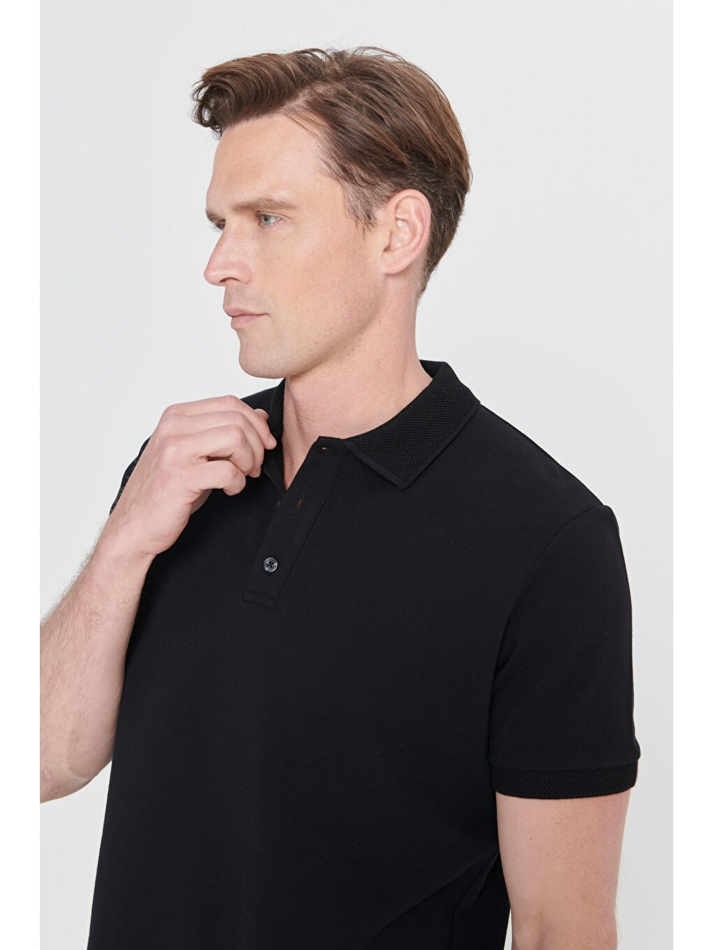 Erkek Siyah Slim Fit Dar Kesim Polo Yaka %100 Pamuk Kısa Kollu Tişört-4