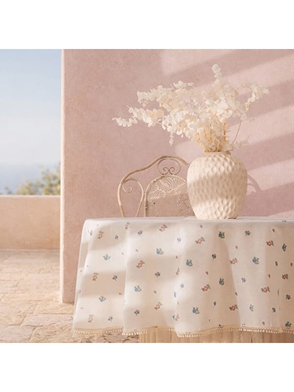 Soft Pane Dantelli Yuvarlak Masa Örtüsü - Ekru - 150x150 cm