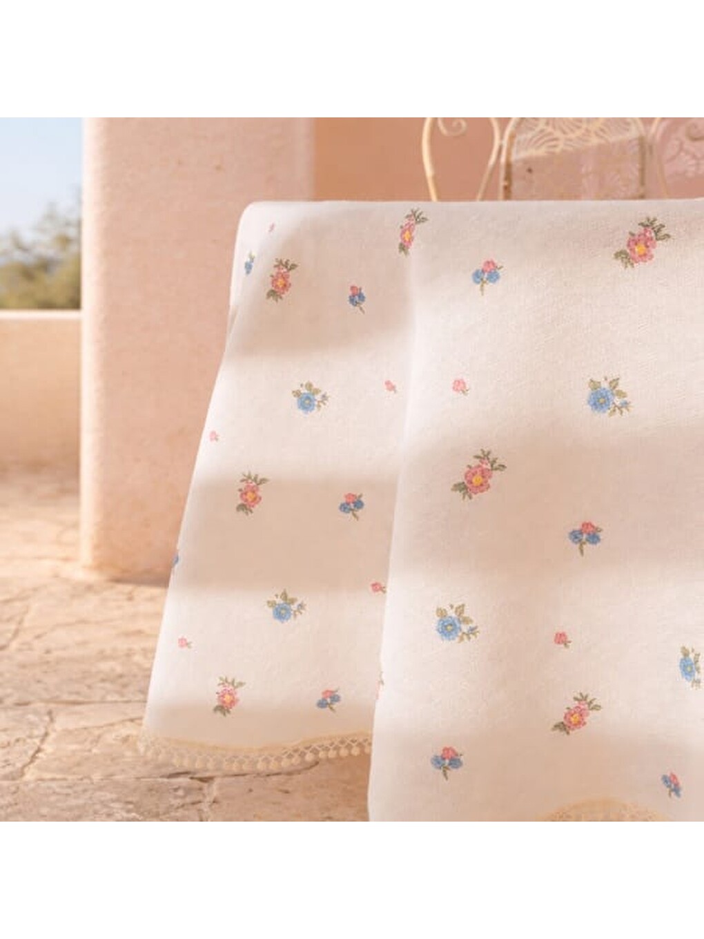 Soft Pane Dantelli Yuvarlak Masa Örtüsü - Ekru - 150x150 cm-2